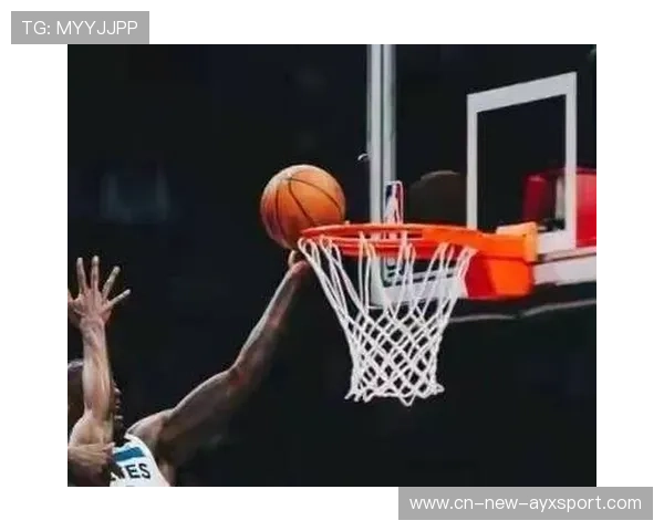 兰德尔背转身跳投手感柔和稳稳入框——遇见一双鞋，遇见更稳的自己