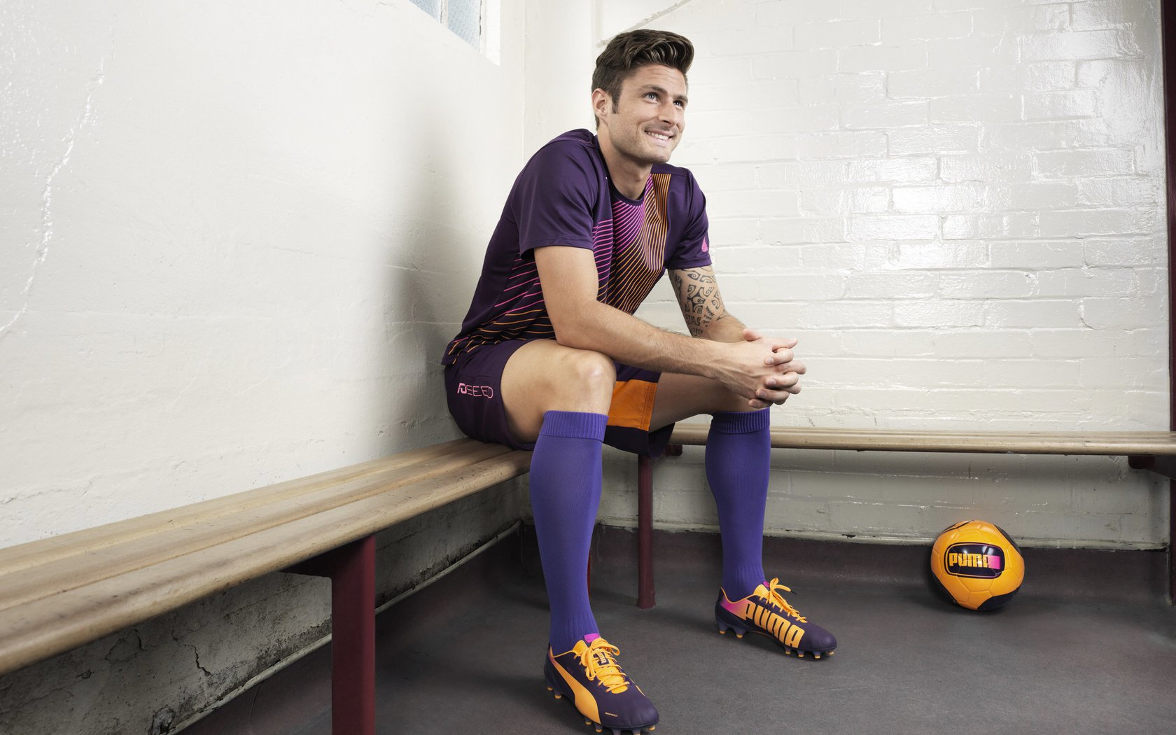 自由泳选手个人最佳成绩联连突破，自由泳2021