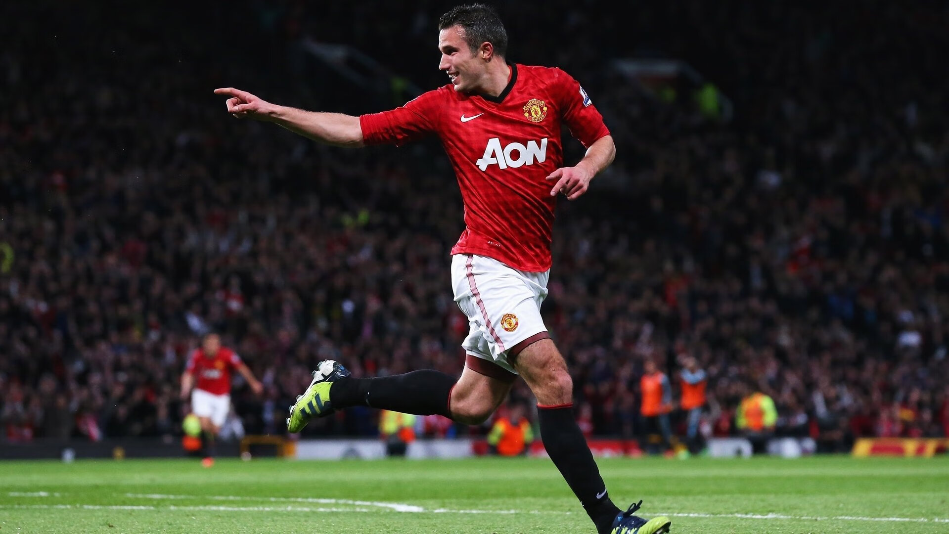 C罗回应梅西“世界杯终极成就”——伟大不由此定义,真正的传奇在于超越